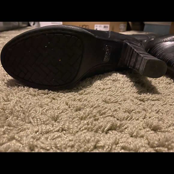 UGG HEEL BOOTS SAVOIE - Picture 7 of 8